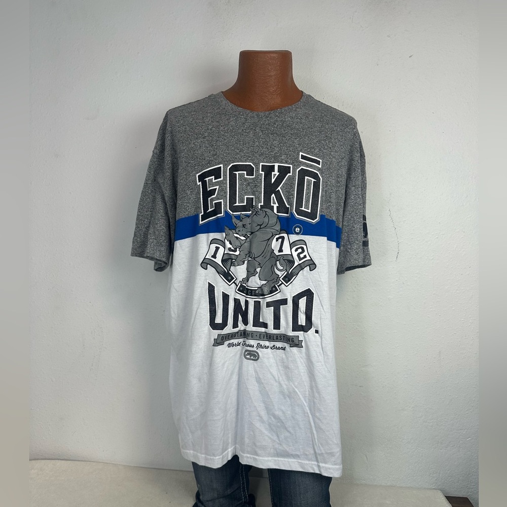 Ecko Unlimited Gray and White Men's Size 3XL T-Shirt